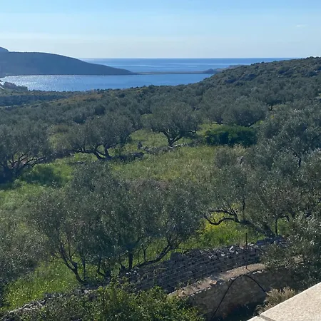 بيت للعطل Mani Spot Ii *